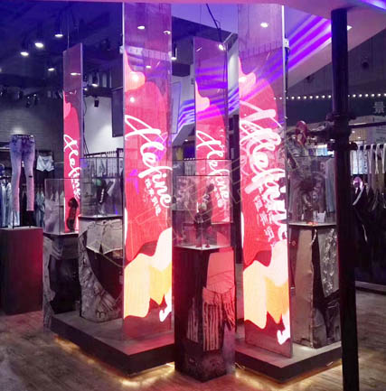 品牌服装店 通明LED屏幕Vclear-3.9